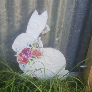 Boho White Bunny‎ Rabbit Garden Decor Metal Stake